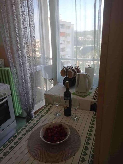 Bright And Charming Studio Apartment Fiume Kültér fotó